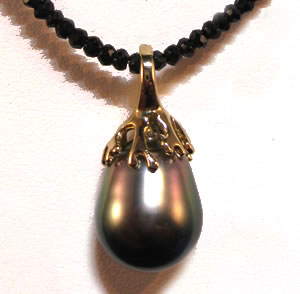Drop Tahitian Black Pearl